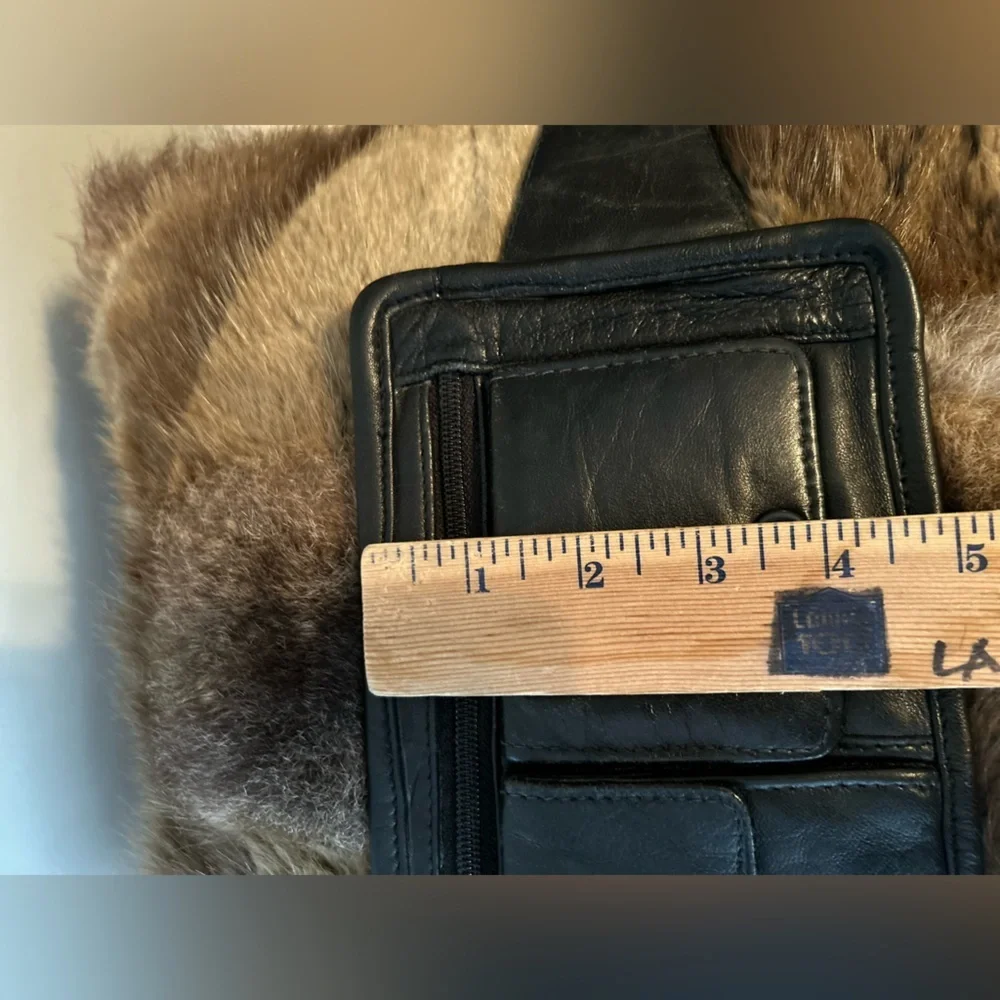 Leather belt wallet/crossbody - Picture 8 of 13